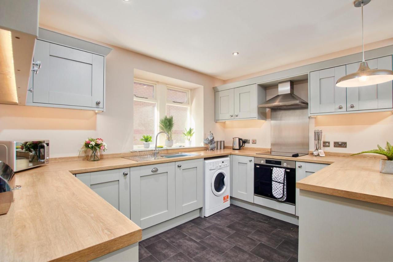 The Stunning Central Harrogate Abode - Sleeps 6 Exterior photo